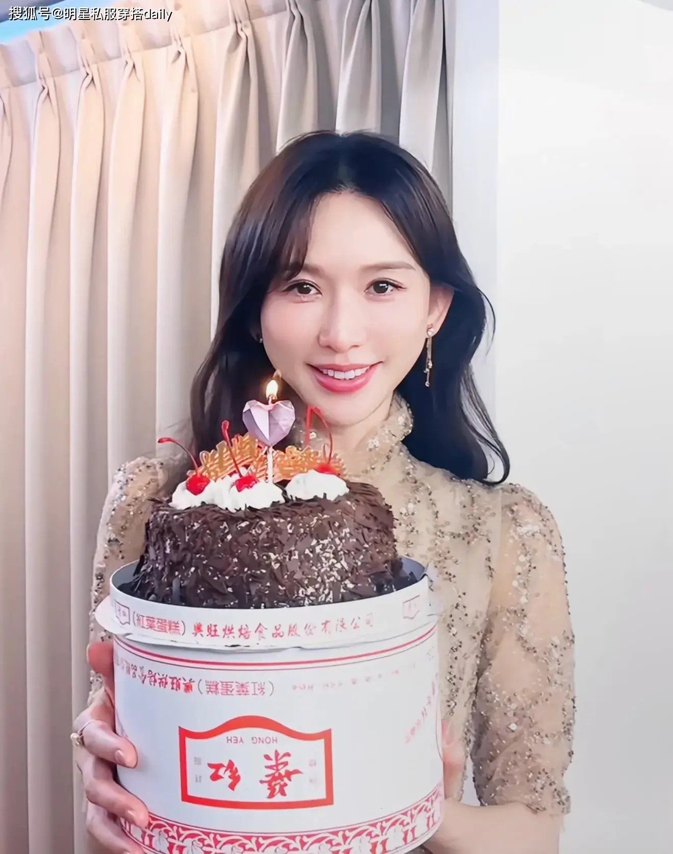 林志玲這是吃了“防腐劑”了吧！51歲慶生照看起來(lái)皮膚飽滿像31歲