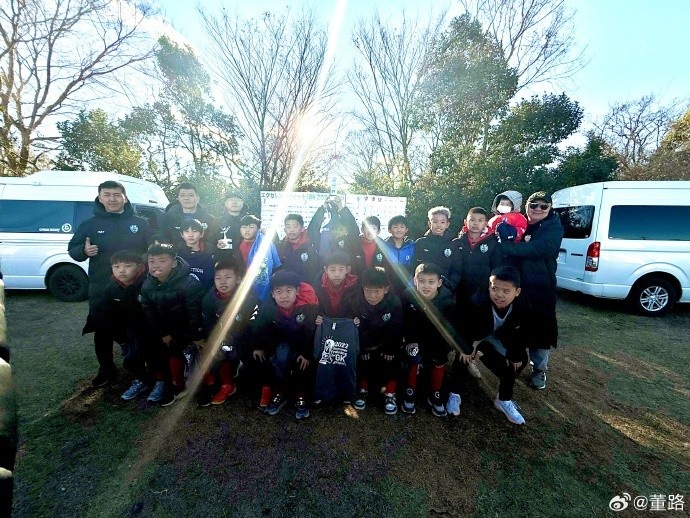  8戰(zhàn)全勝奪日本杯賽冠軍！中國足球小將發(fā)布感謝信