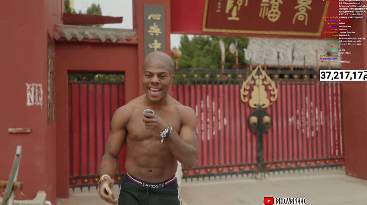  光頭造型！Speed中國(guó)行來(lái)到鄭州少林寺，上香拜佛學(xué)功夫