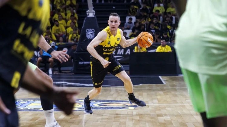  NBA初代老六，42歲進(jìn)入生涯巔峰？！