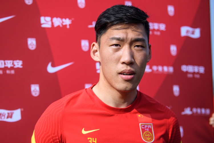  北青體育：朱辰杰是否以“面具人”形象出戰(zhàn)18強賽，仍需多方溝通